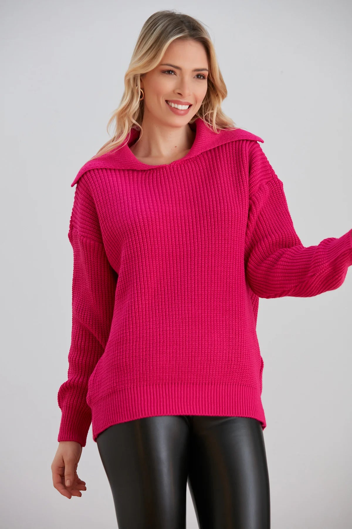 WIDE COLLAR OVERSIZE FUCHSIA JUMPER